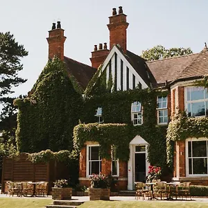 Healing Manor , Grimsby United Kingdom